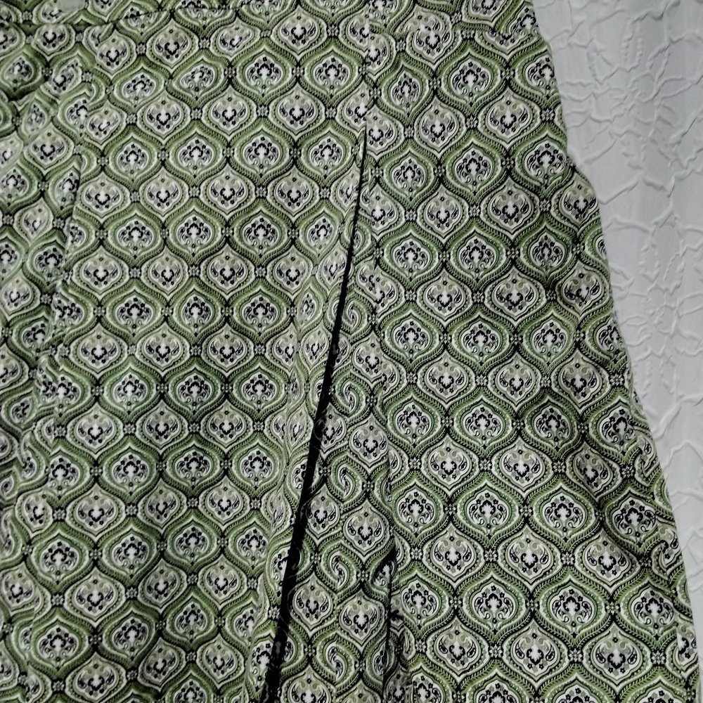 George Designs by Mark Eisen Skirt Pleated Size 12 Green Pockets Side Zip 001 - Picture 9 of 12